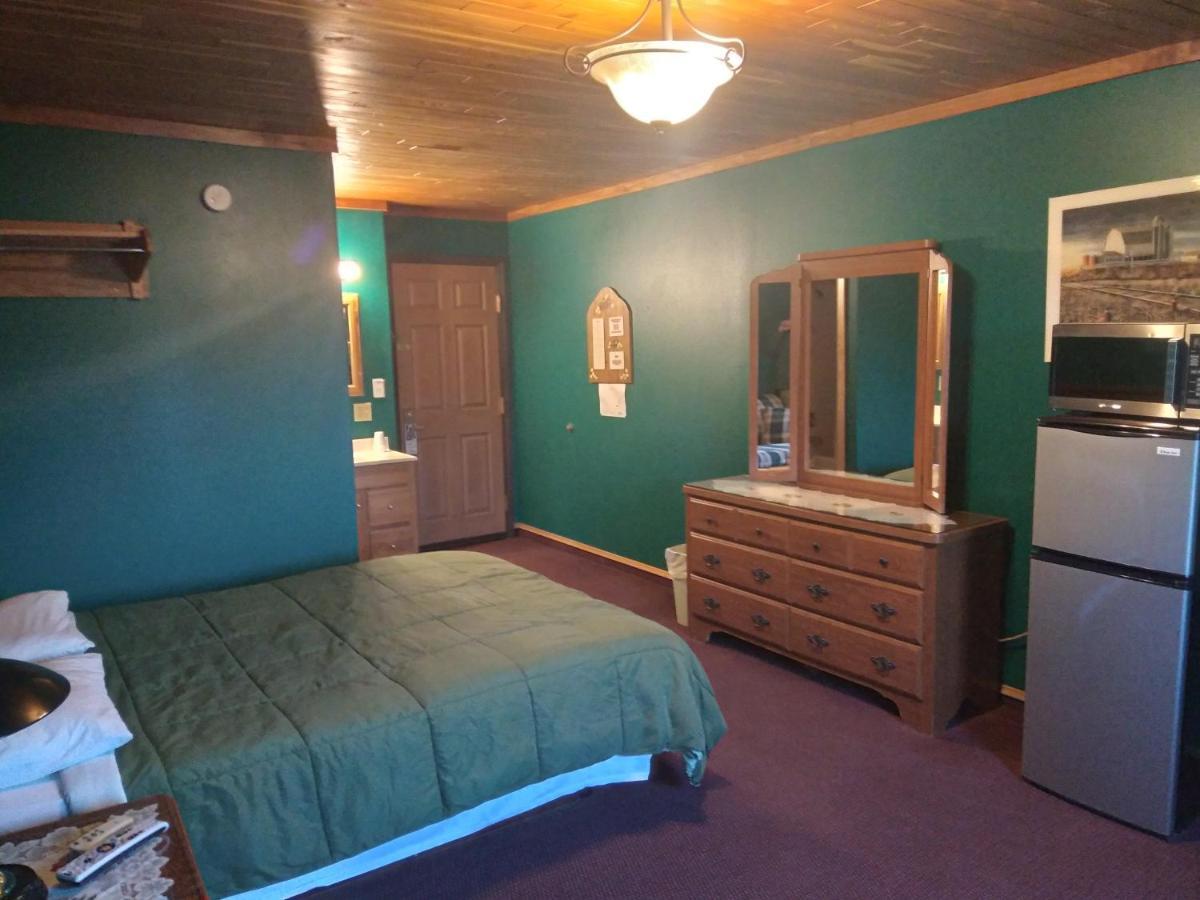 Comfort Zone Inn Rothsay Esterno foto
